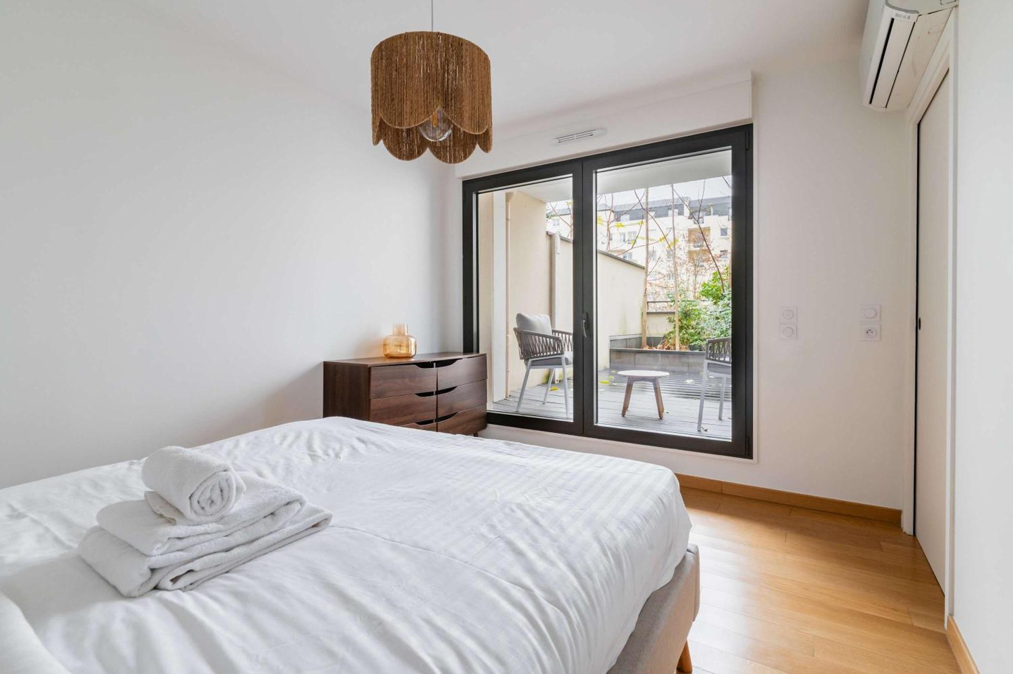 Appartement Lumineux Avec Terrasse Courbevoie - 4P - Flat-Guest Kültér fotó