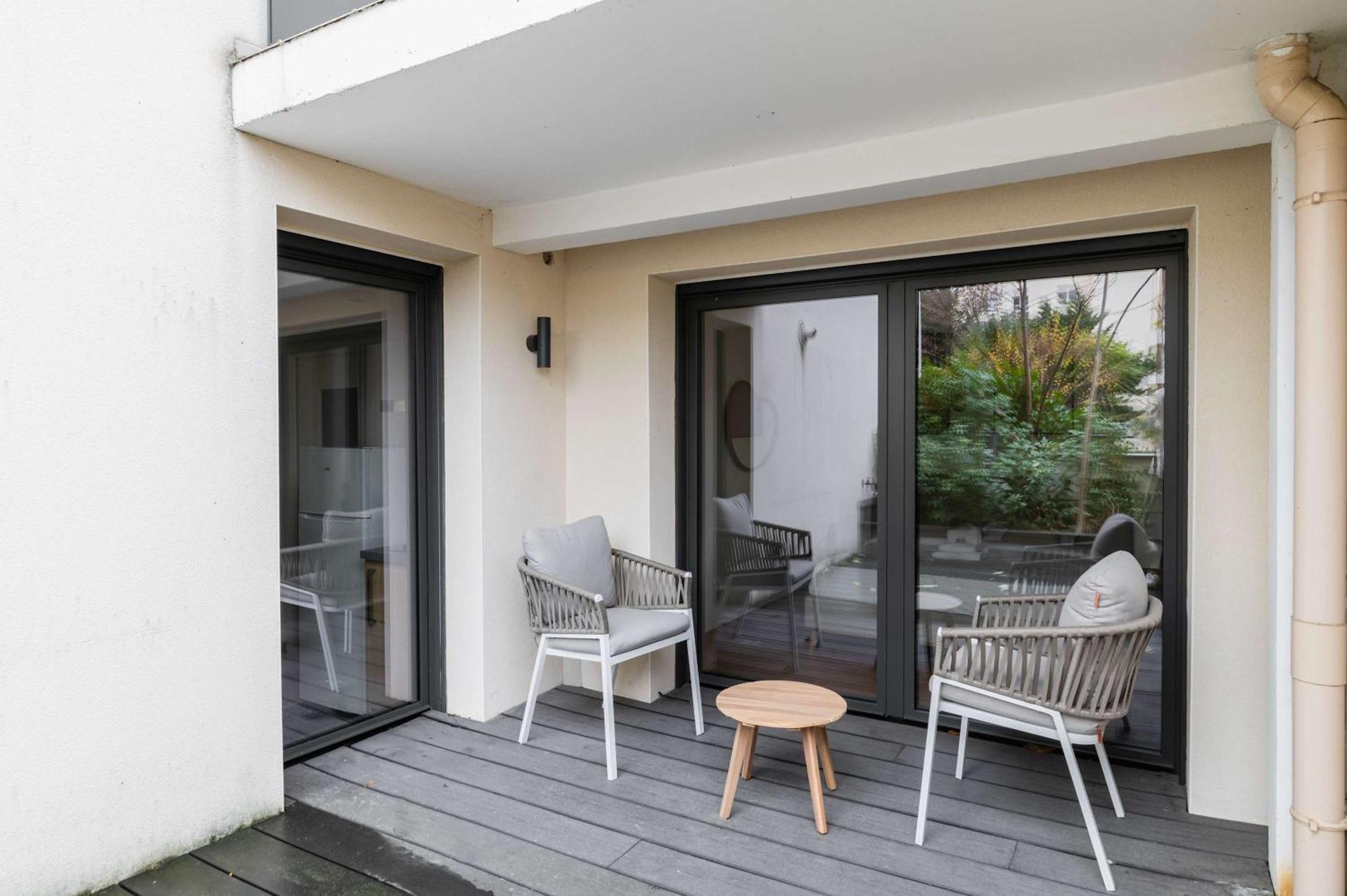 Appartement Lumineux Avec Terrasse Courbevoie - 4P - Flat-Guest Kültér fotó