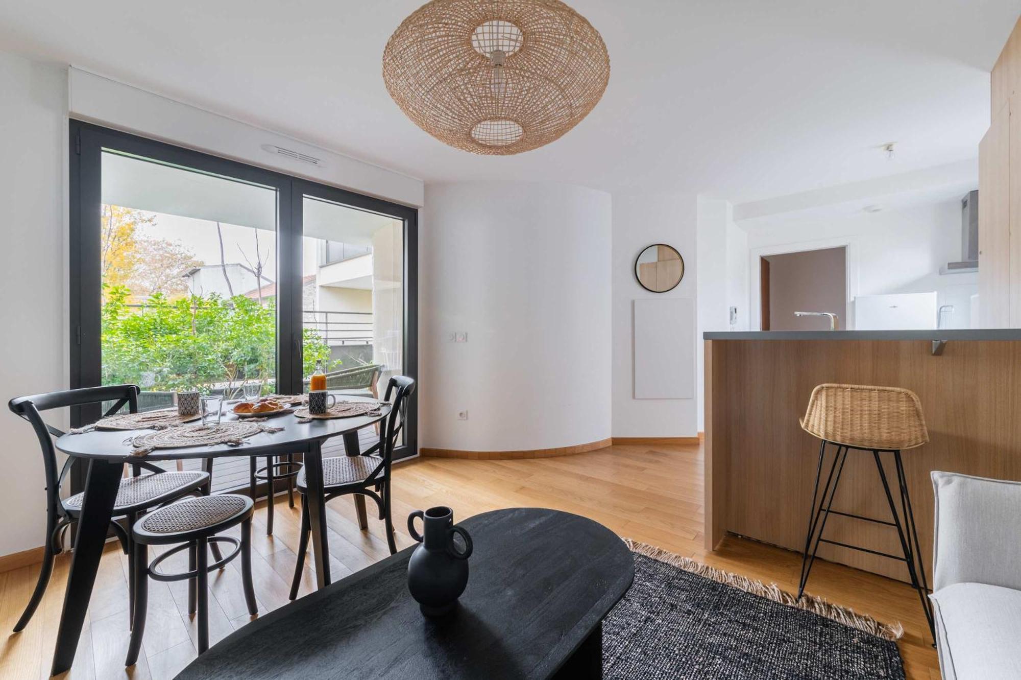Appartement Lumineux Avec Terrasse Courbevoie - 4P - Flat-Guest Kültér fotó